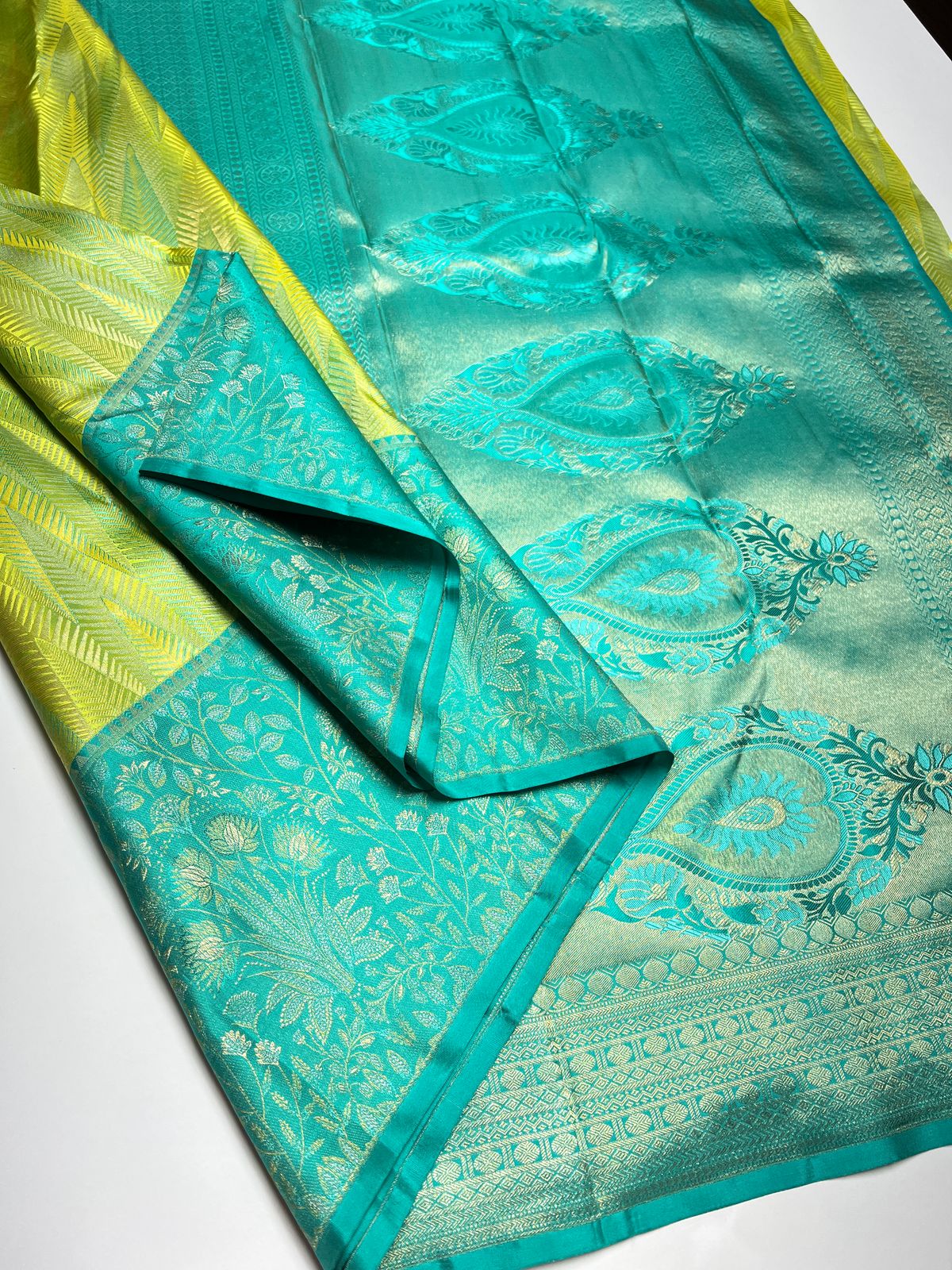 Light Radium Green & Pastel Blue - Kanjeevaram Silk Saree